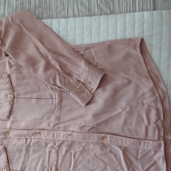 Calvin Klein Jean's Woman button down.  Blush mauve color Size M - Picture 2 of 15